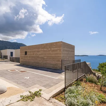 Soline Rocks Resort 5*