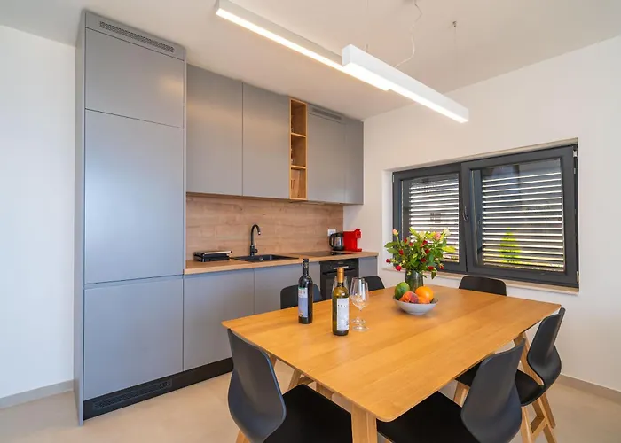 Üdülőközpont Soline Rocks 5*